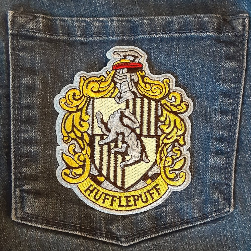 Harry Potter Patch * New * Iron-On * Hufflepuff * Hogwarts * Magic * 2 Available